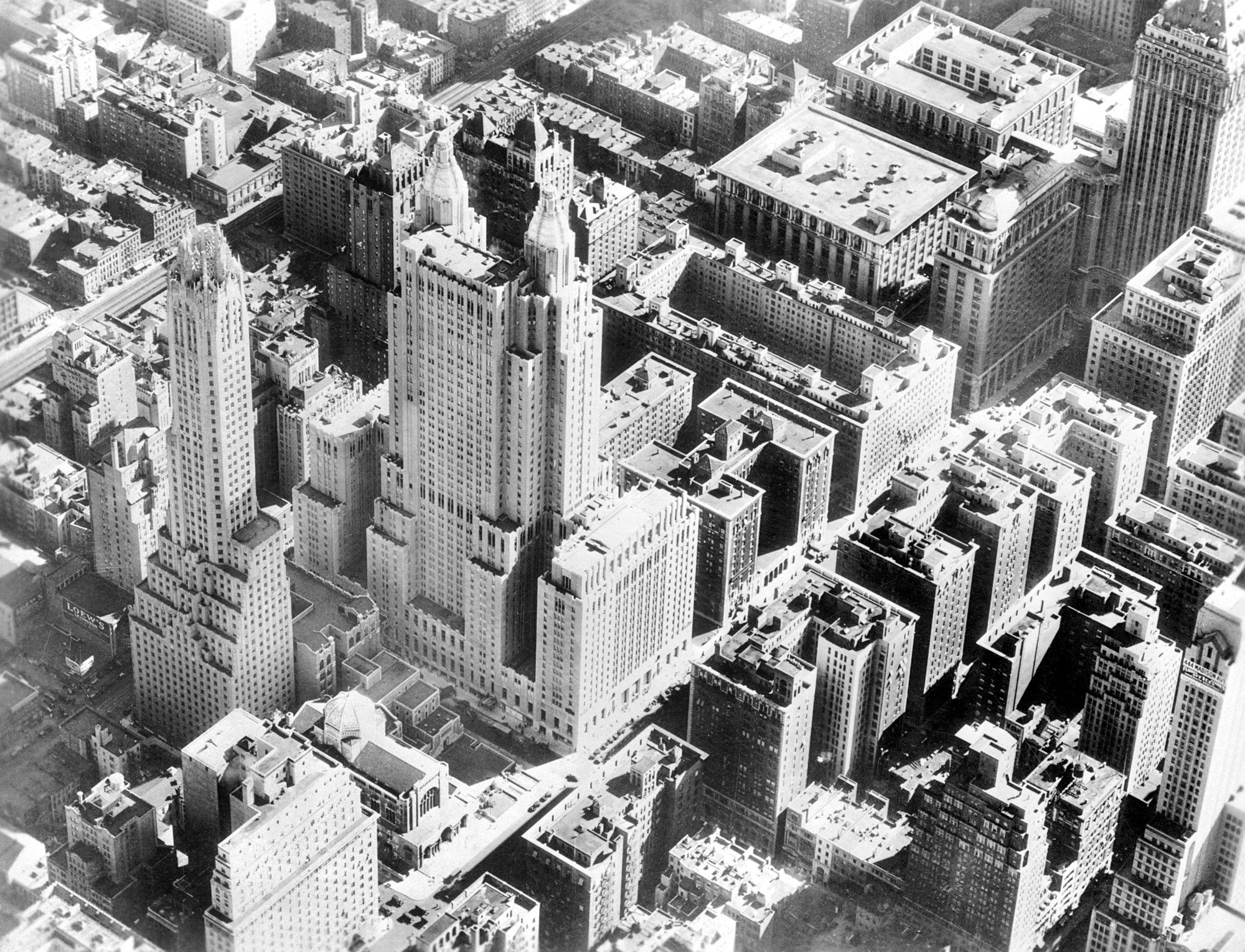 Emplacement du Waldorf Astoria, qui s'étend sur tout un pâté de maisons de la 50e à la 51e rue et de Park Avenue à Lexington Avenue - 1931