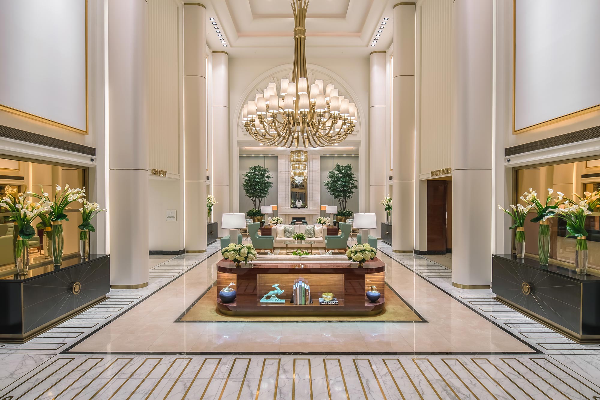 The Waldorf Astoria Beverly Hills Hotel Decorated with Natural Stone Finishes
